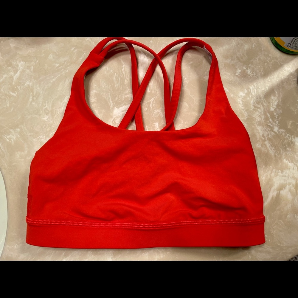 Lululemon size 4 energy bra
